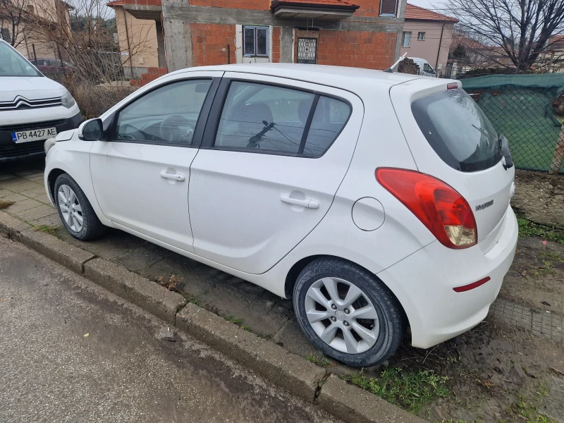 Hyundai I20 Blue GPL - заводско АГУ, снимка 3 - Автомобили и джипове - 53294191