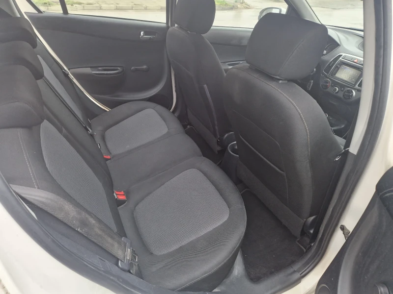Hyundai I20 Blue GPL - заводско АГУ, снимка 12 - Автомобили и джипове - 53294191