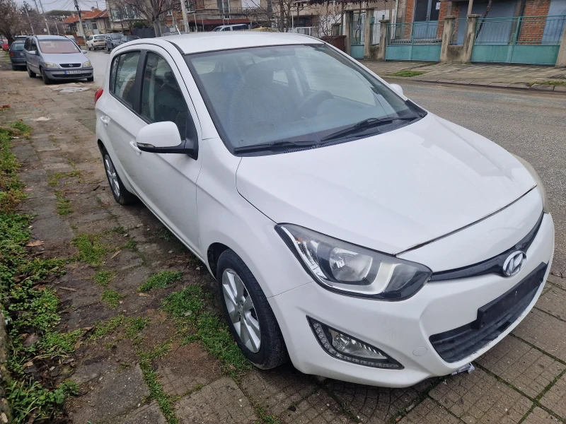 Hyundai I20 Blue GPL - заводско АГУ, снимка 6 - Автомобили и джипове - 53294191