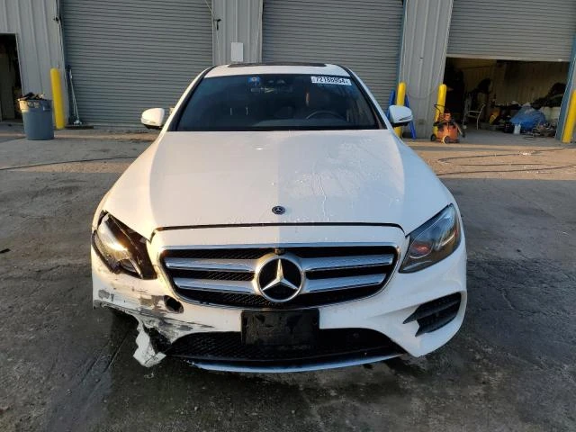 Mercedes-Benz E 300, снимка 5 - Автомобили и джипове - 48308544