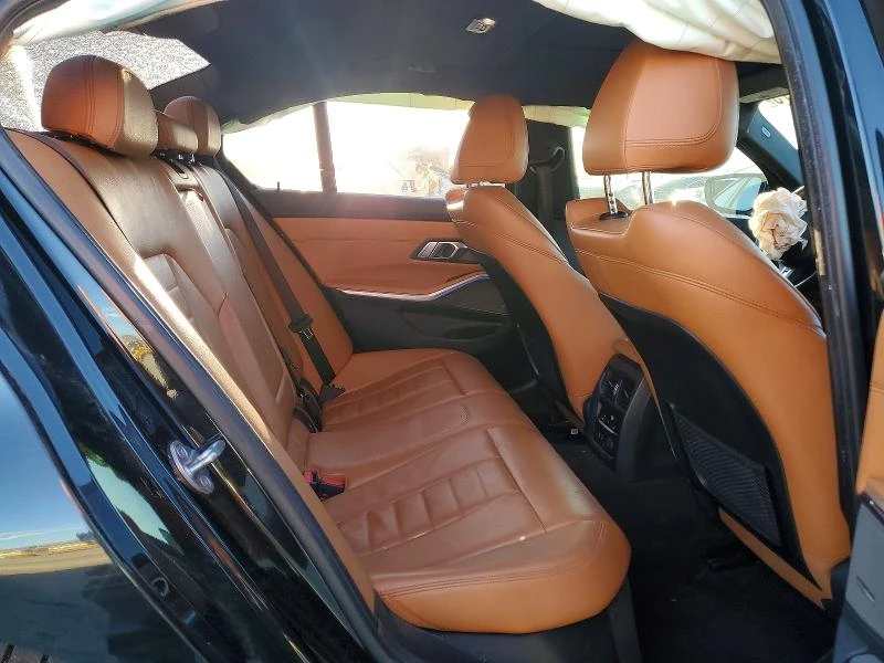 BMW 340 MPACKAGE* Keyless* Premium audio* PANO* Memo, снимка 10 - Автомобили и джипове - 54001765