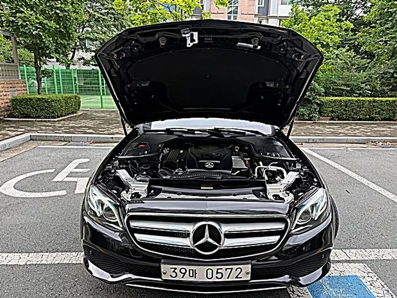 Mercedes-Benz E 300 ���� 30% ����� | Mobile.bg � ����������� 6