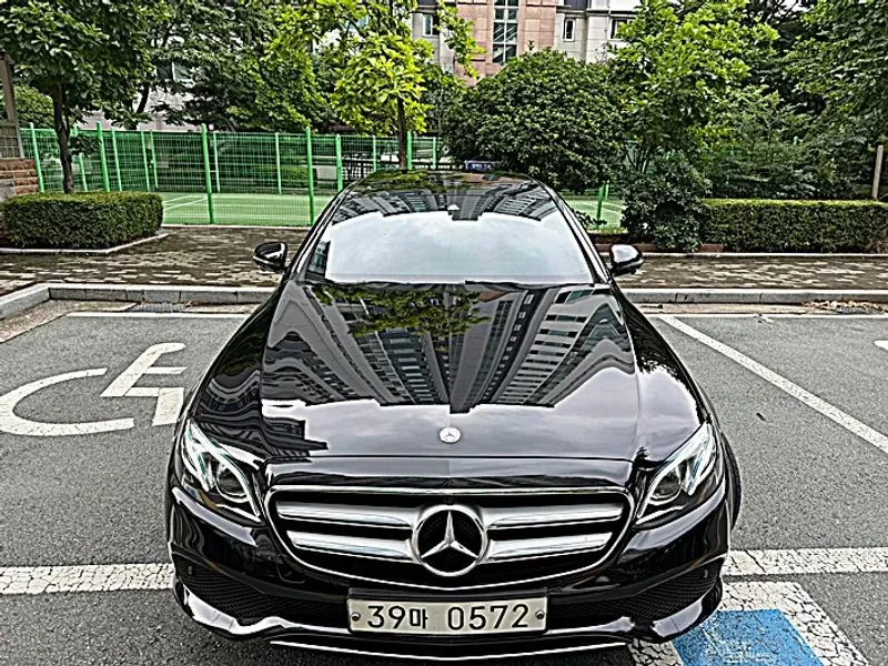 Mercedes-Benz E 300 ���� 30% ����� | Mobile.bg � ����������� 3