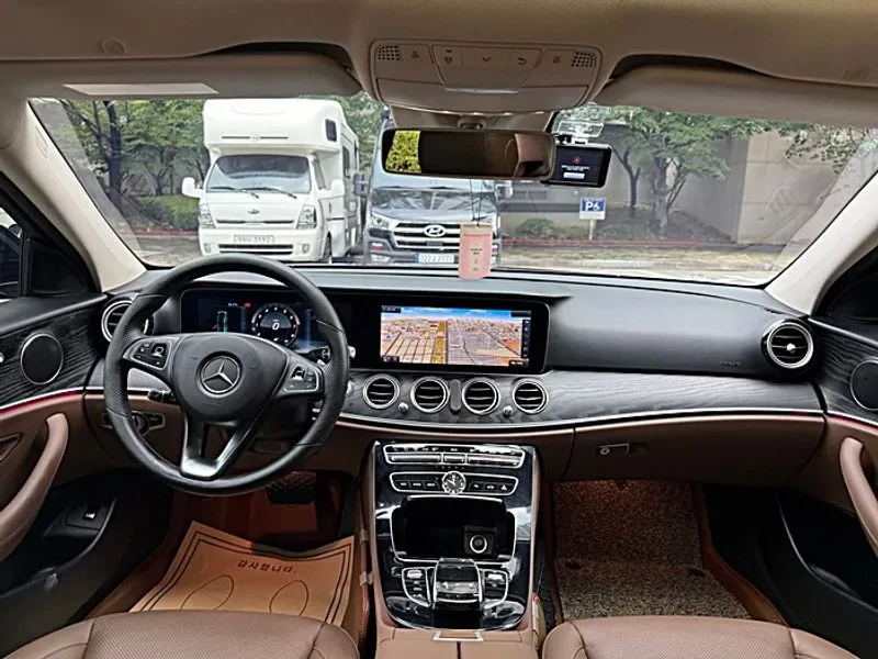 Mercedes-Benz E 300 ���� 30% ����� | Mobile.bg � ����������� 7