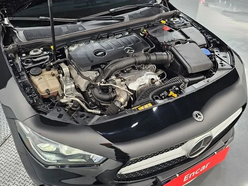 Mercedes-Benz CLA 250, снимка 6 - Автомобили и джипове - 56690250