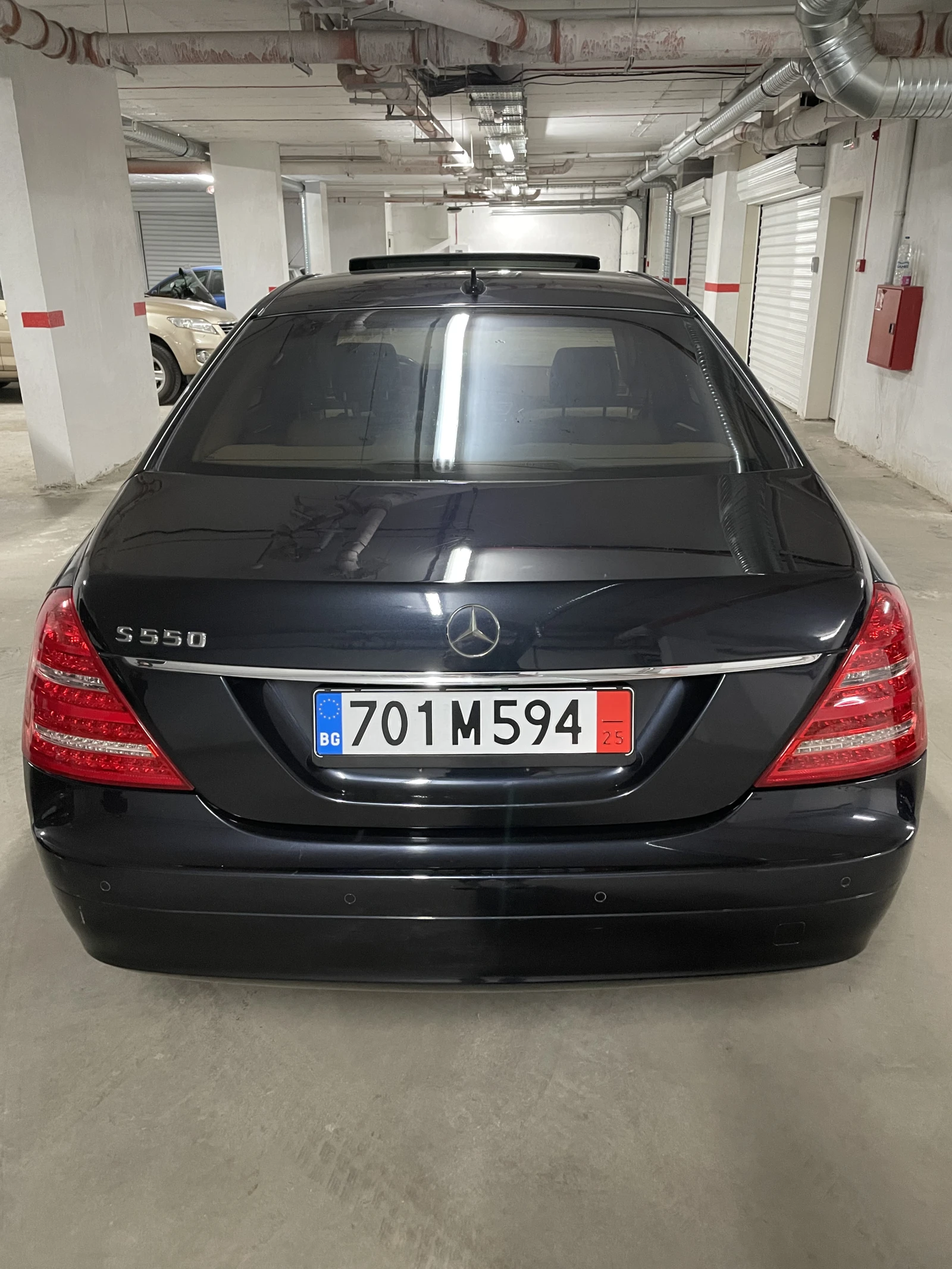 Mercedes-Benz S 500 FULL/ЗВЕЗДЕН ТАВАН/ГЕНЕРАЦИЯ/АМБИЕНТНО/HARMAN/ЛИЗ  - изображение 4