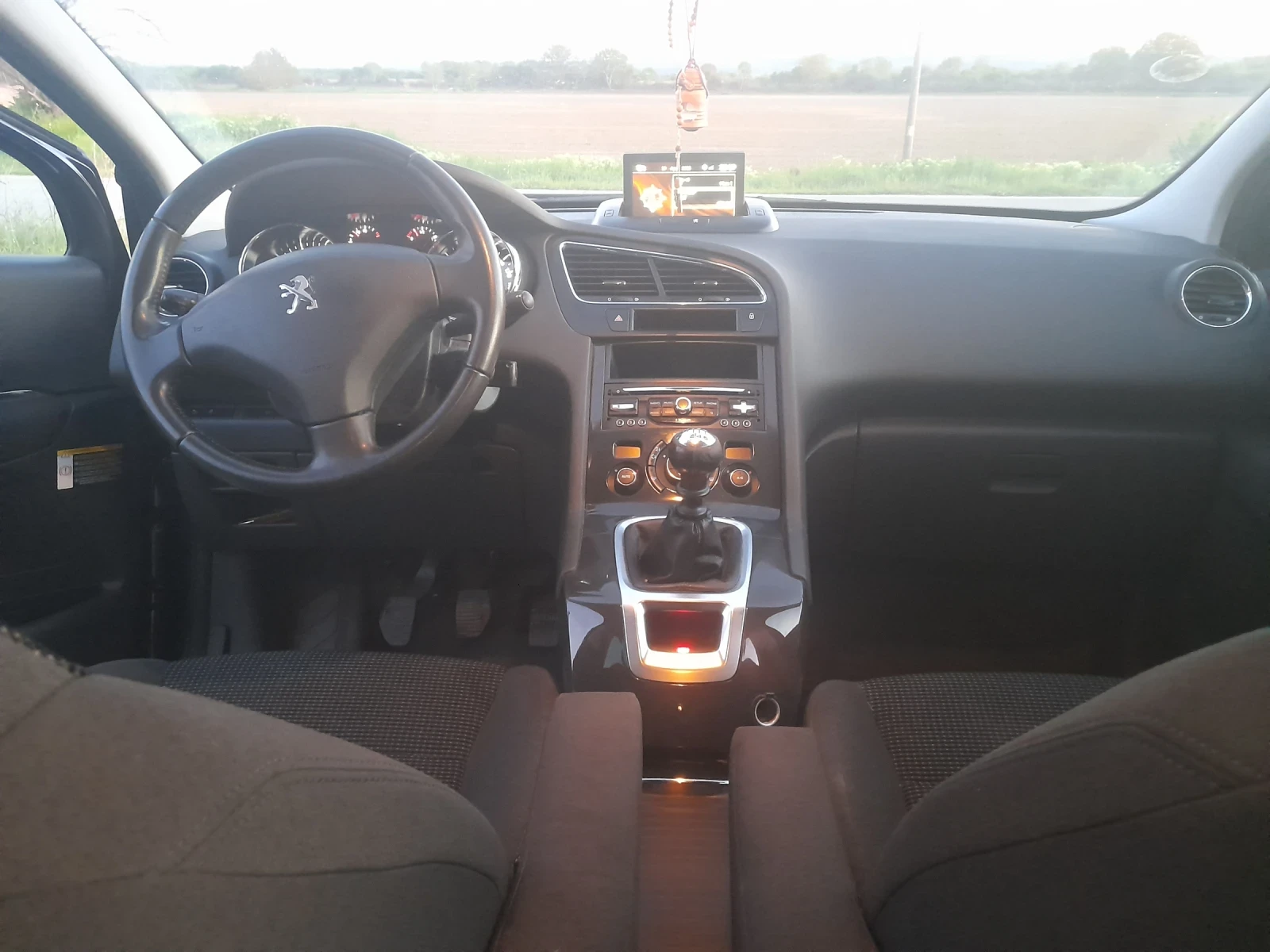 Peugeot 5008 Миниван - изображение 7