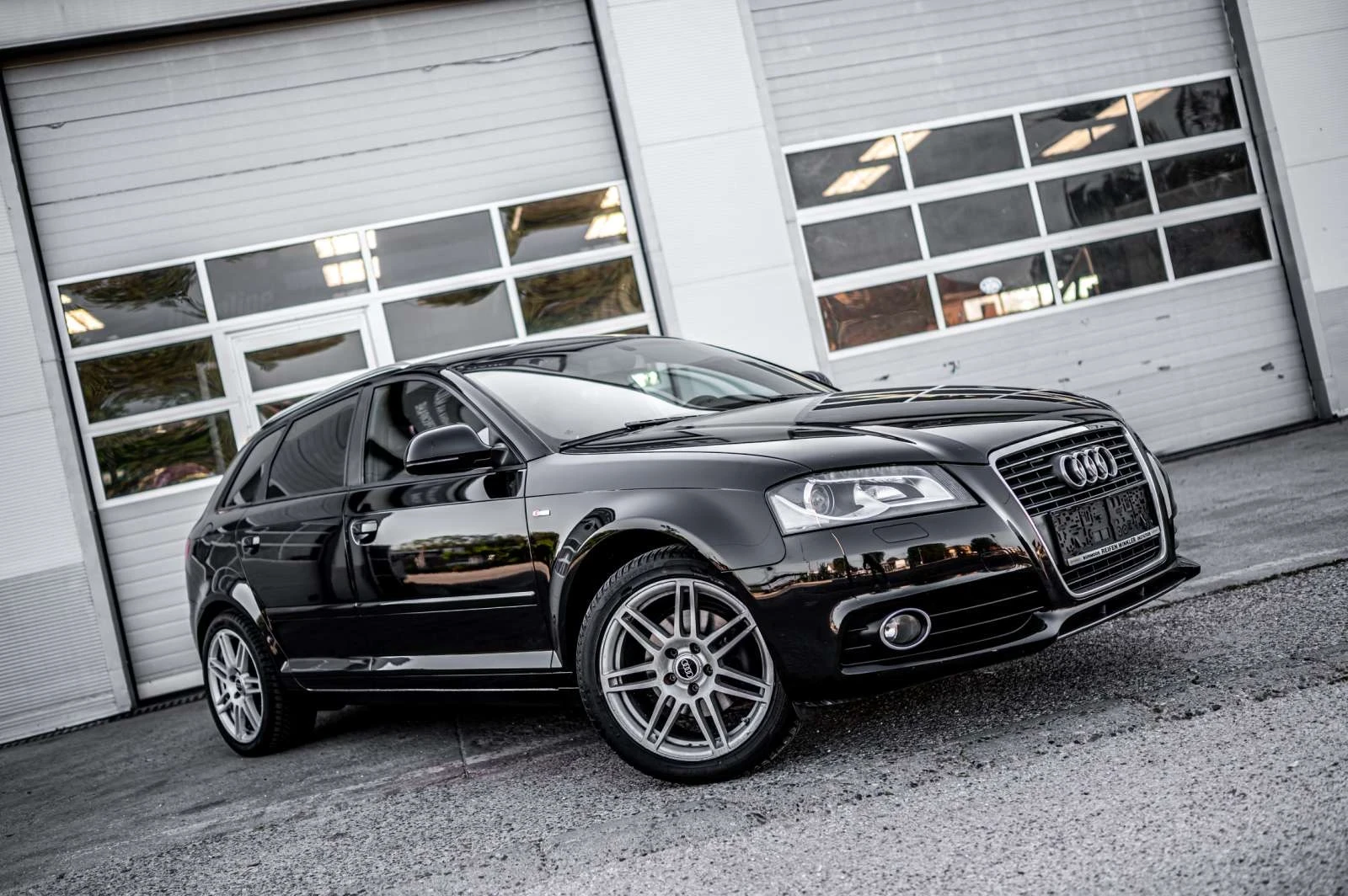 Audi A3 2.0 TDI SLINE - изображение 2