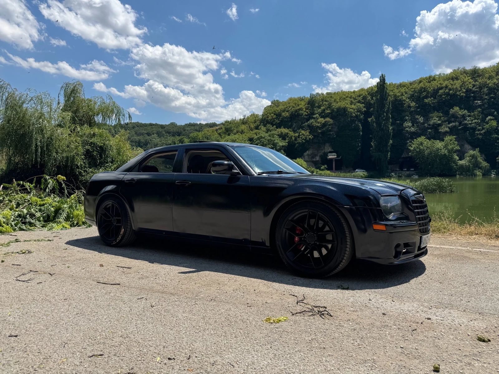 Chrysler 300c SRT8 - изображение 2