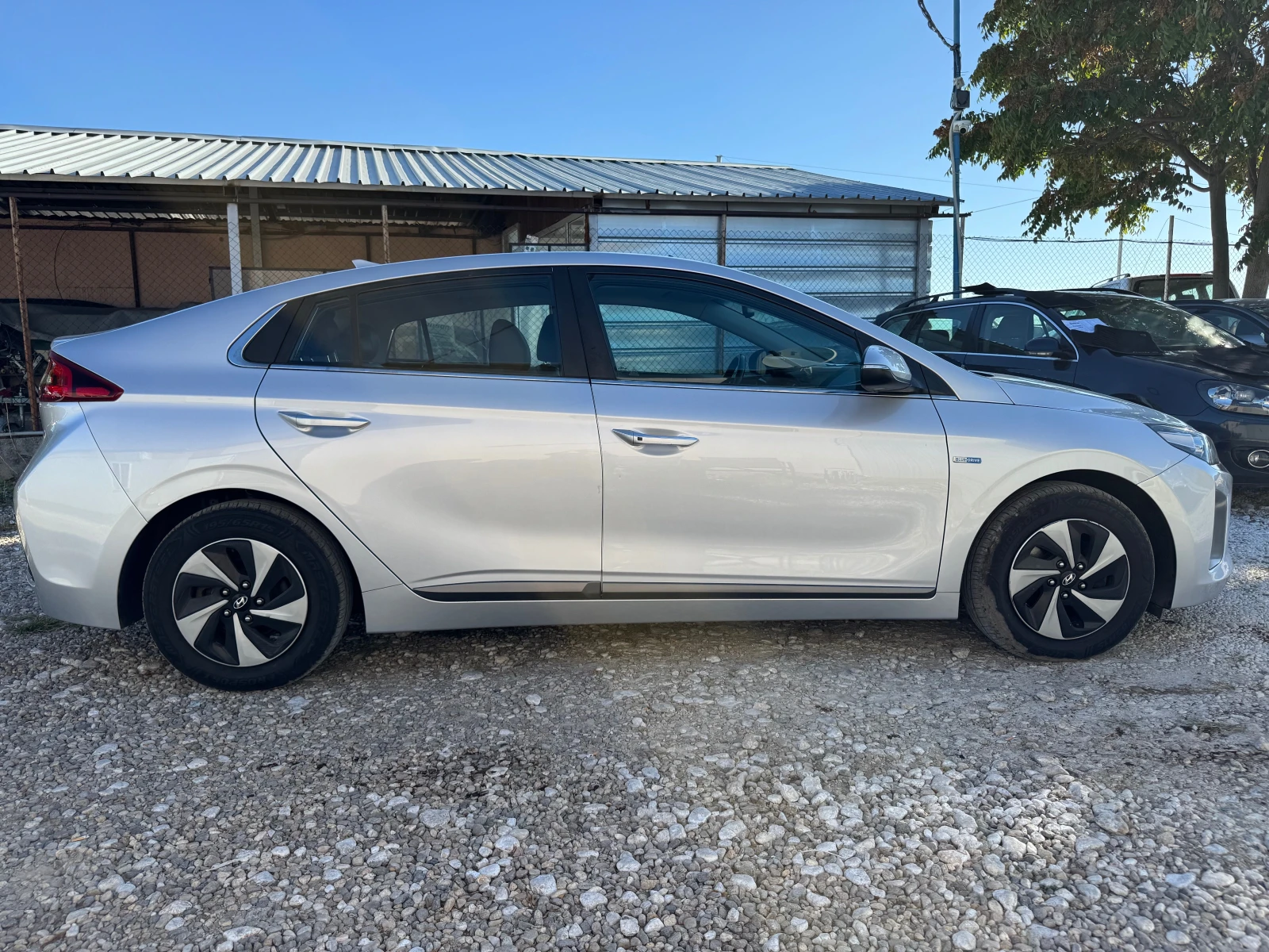 Hyundai Ioniq 1.6HYBRID-PREMIUM-FULL PACK - изображение 4