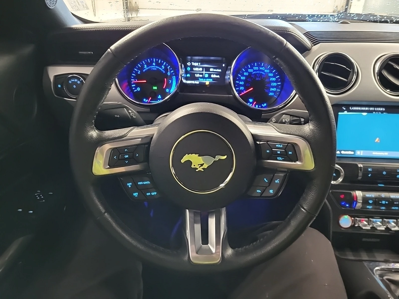 Ford Mustang GT * * CARFAX * * АВТО КРЕДИТ * *  - изображение 8