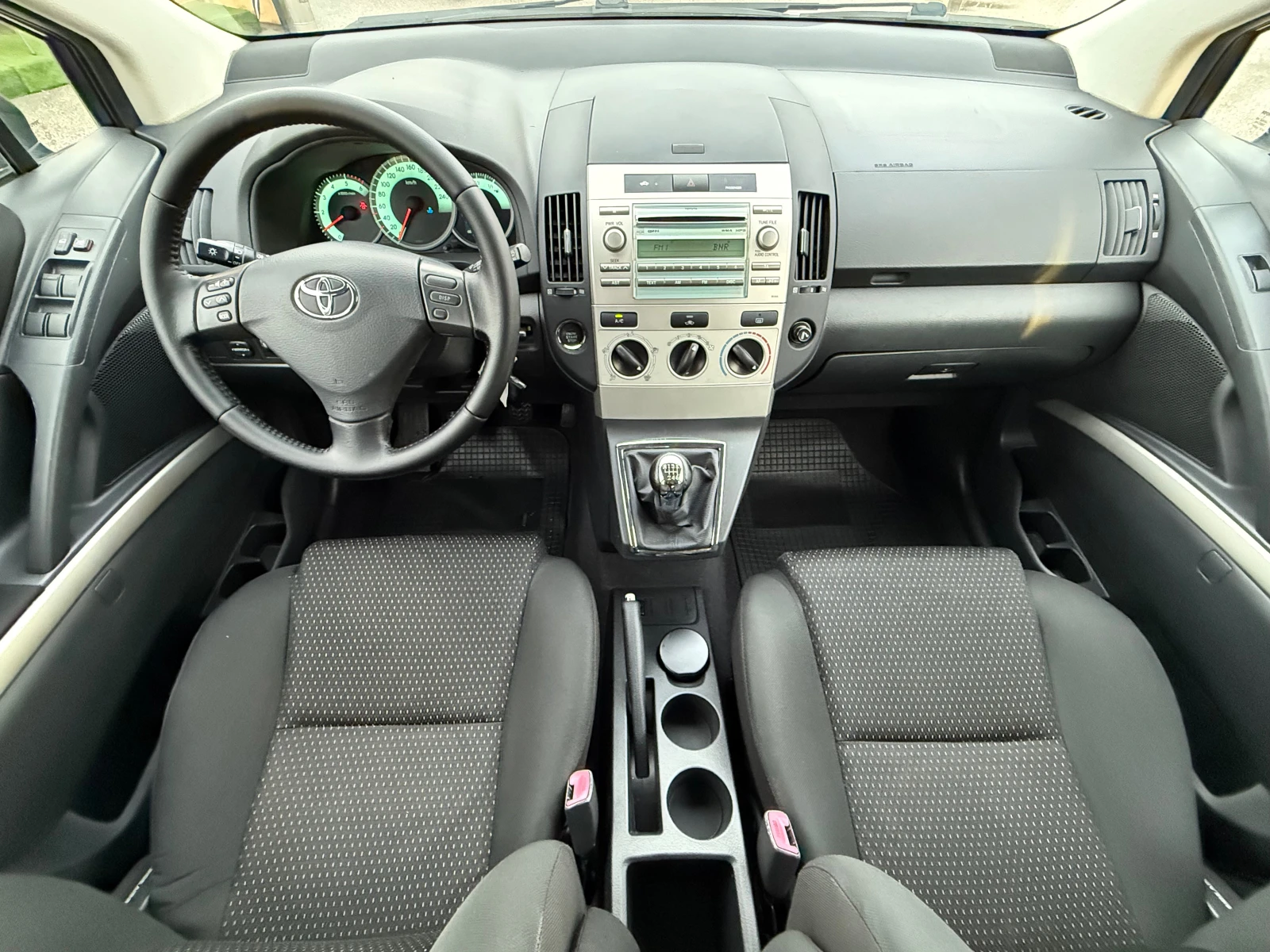 Toyota Corolla verso 2.2D4D 136.. FACELIFT 100%  !!!!! | Mobile.bg   11