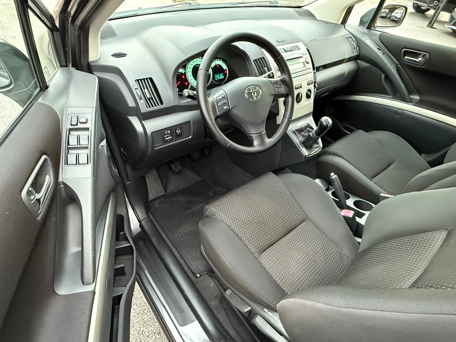 Toyota Corolla verso 2.2D4D 136.. FACELIFT 100%  !!!!! | Mobile.bg   10