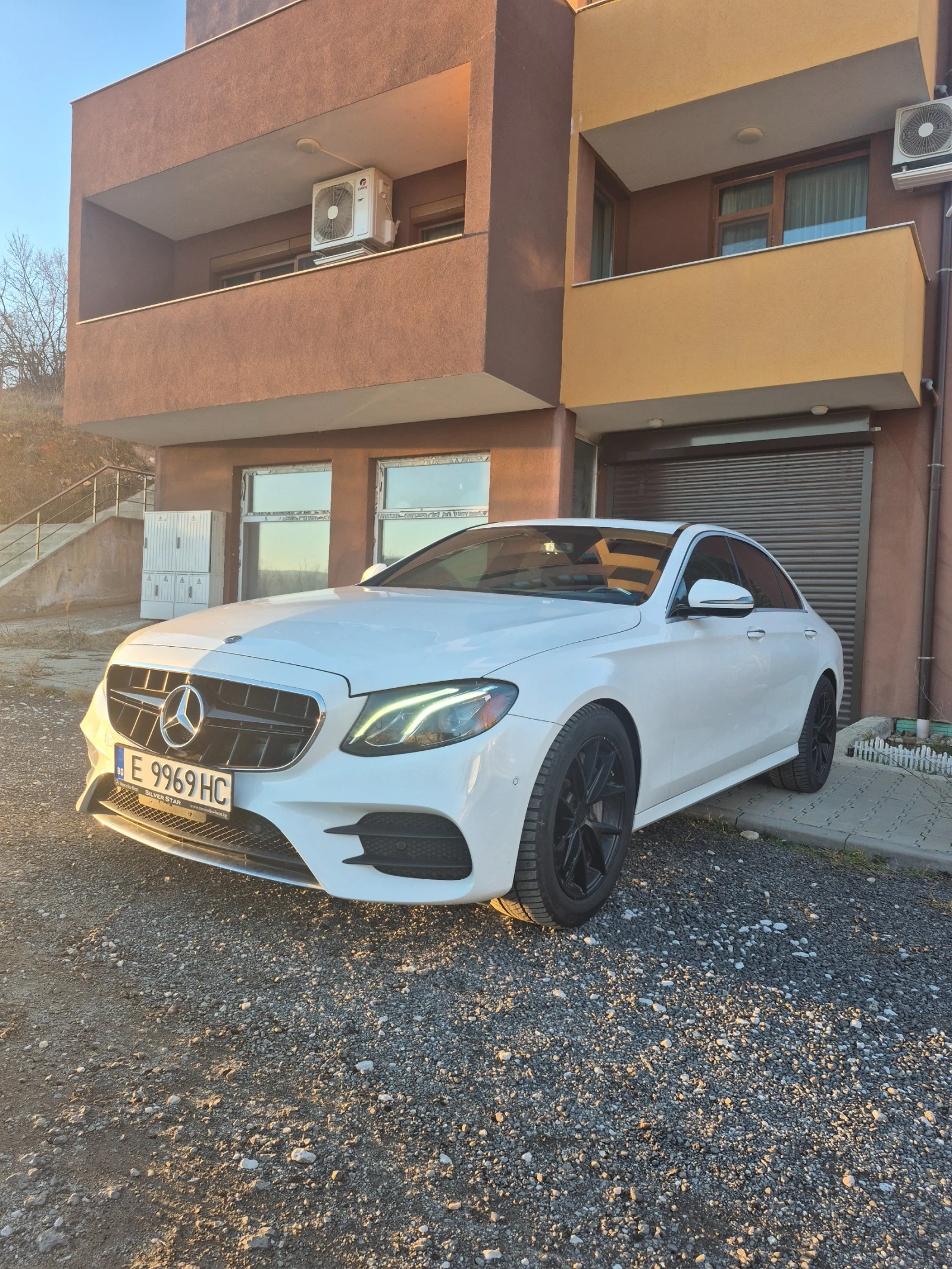 Mercedes-Benz E 300 E300! 4Matic! 9GTronic! Ton ��������� !Ambient lig | Mobile.bg � ����������� 12