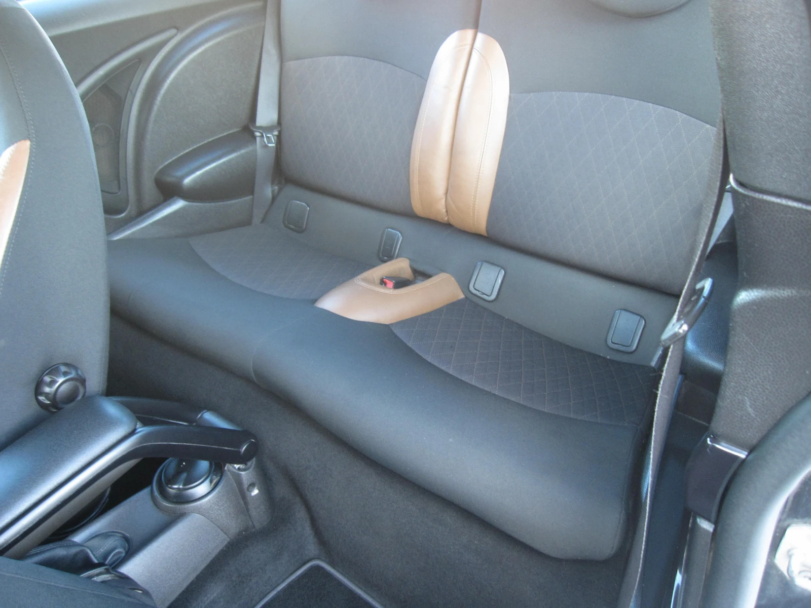 Mini Cooper 1, 6D., Кожа, NAVI, снимка 12 - Автомобили и джипове - 54295779