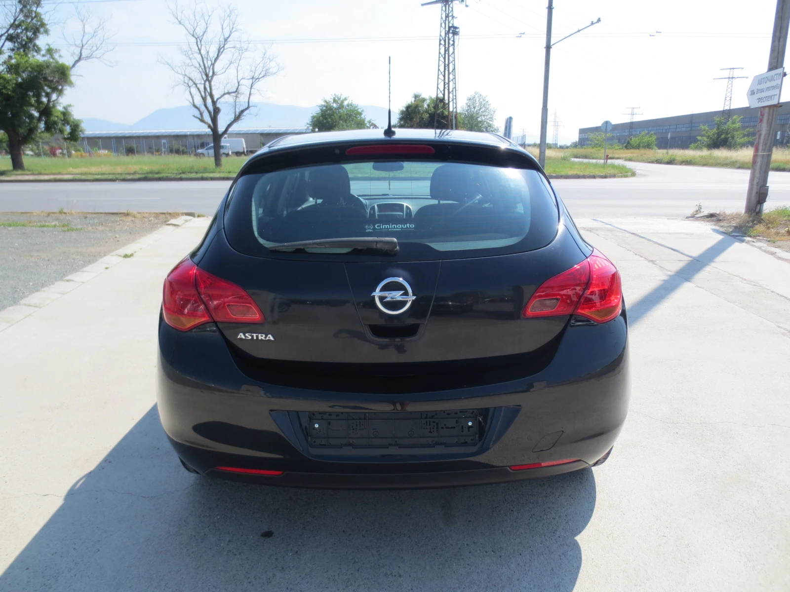 Opel Astra 1.4 i* 90.000XIL.KM.* , снимка 6 - Автомобили и джипове - 54798158