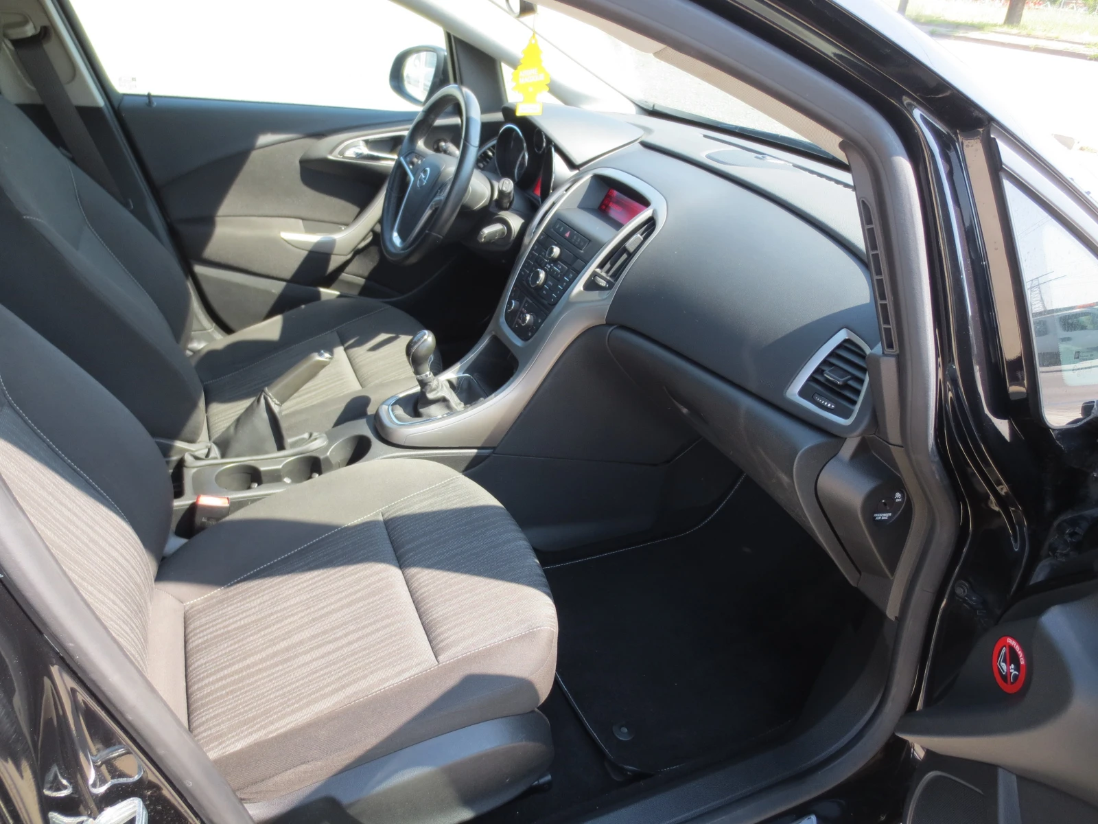 Opel Astra 1.4 i* 90.000XIL.KM.* , снимка 14 - Автомобили и джипове - 54798158