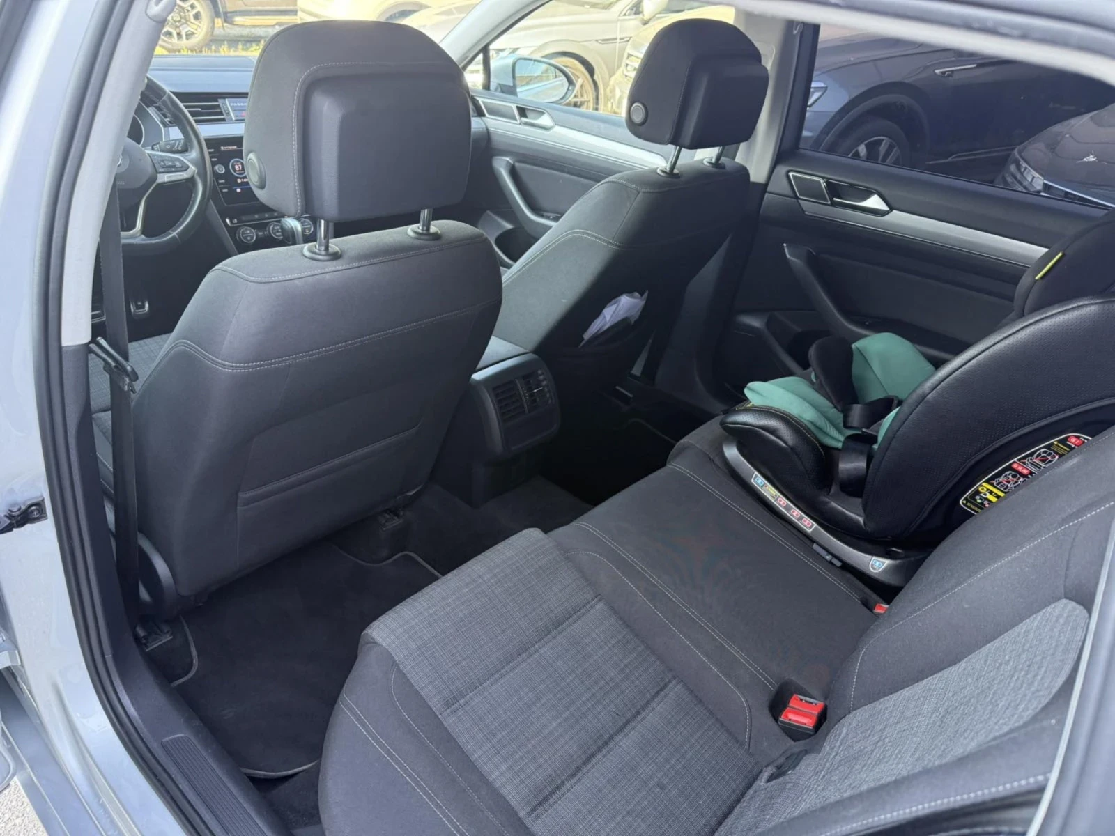 VW Passat 1.5 TSI BlueMotion Technology, снимка 15 - Автомобили и джипове - 55234747