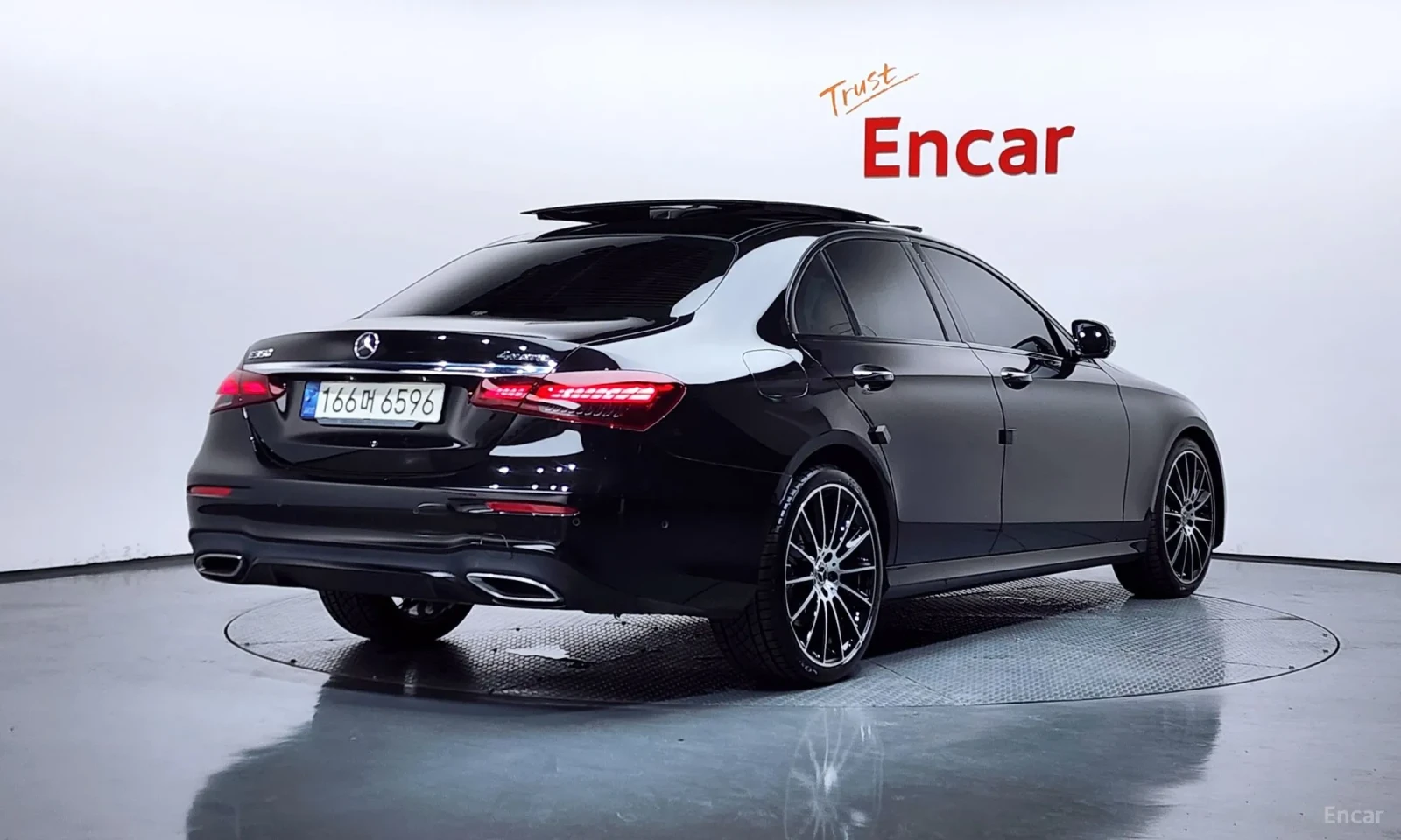 Mercedes-Benz E 350 BURMASTER* 4MATIC* TOP CENA* TEXNOTEST* , снимка 2 - Автомобили и джипове - 55257678
