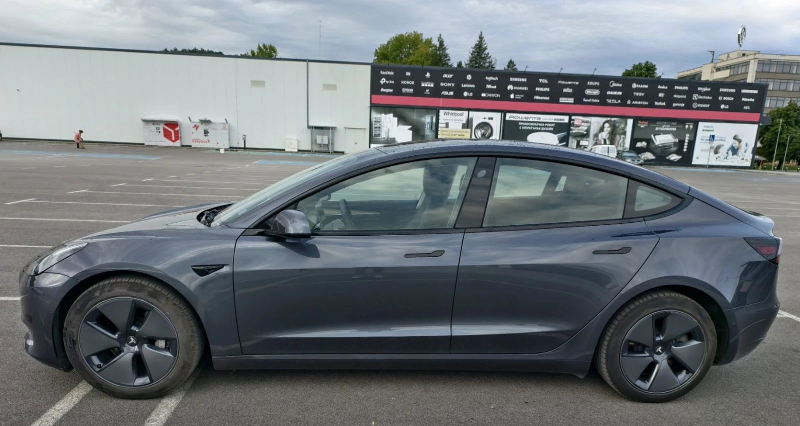 Tesla Model 3 LFP Facelift, снимка 4 - Автомобили и джипове - 55507386