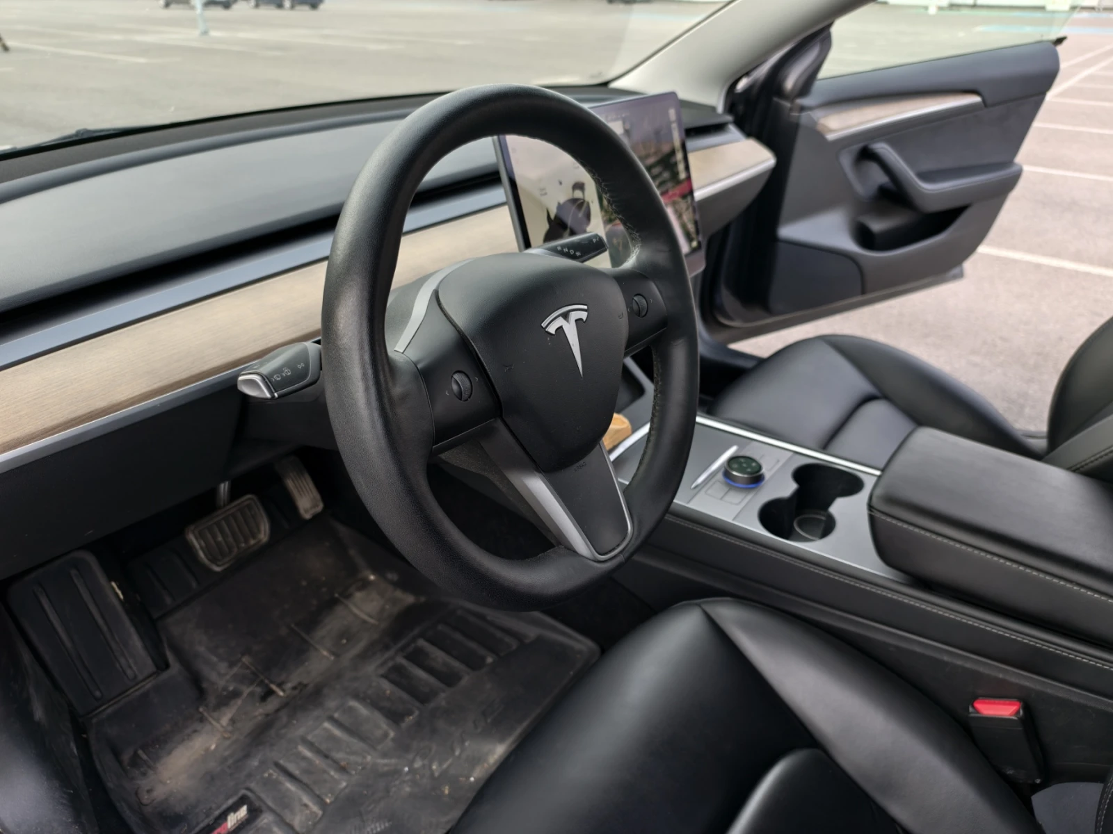 Tesla Model 3 LFP Facelift, снимка 16 - Автомобили и джипове - 55507386