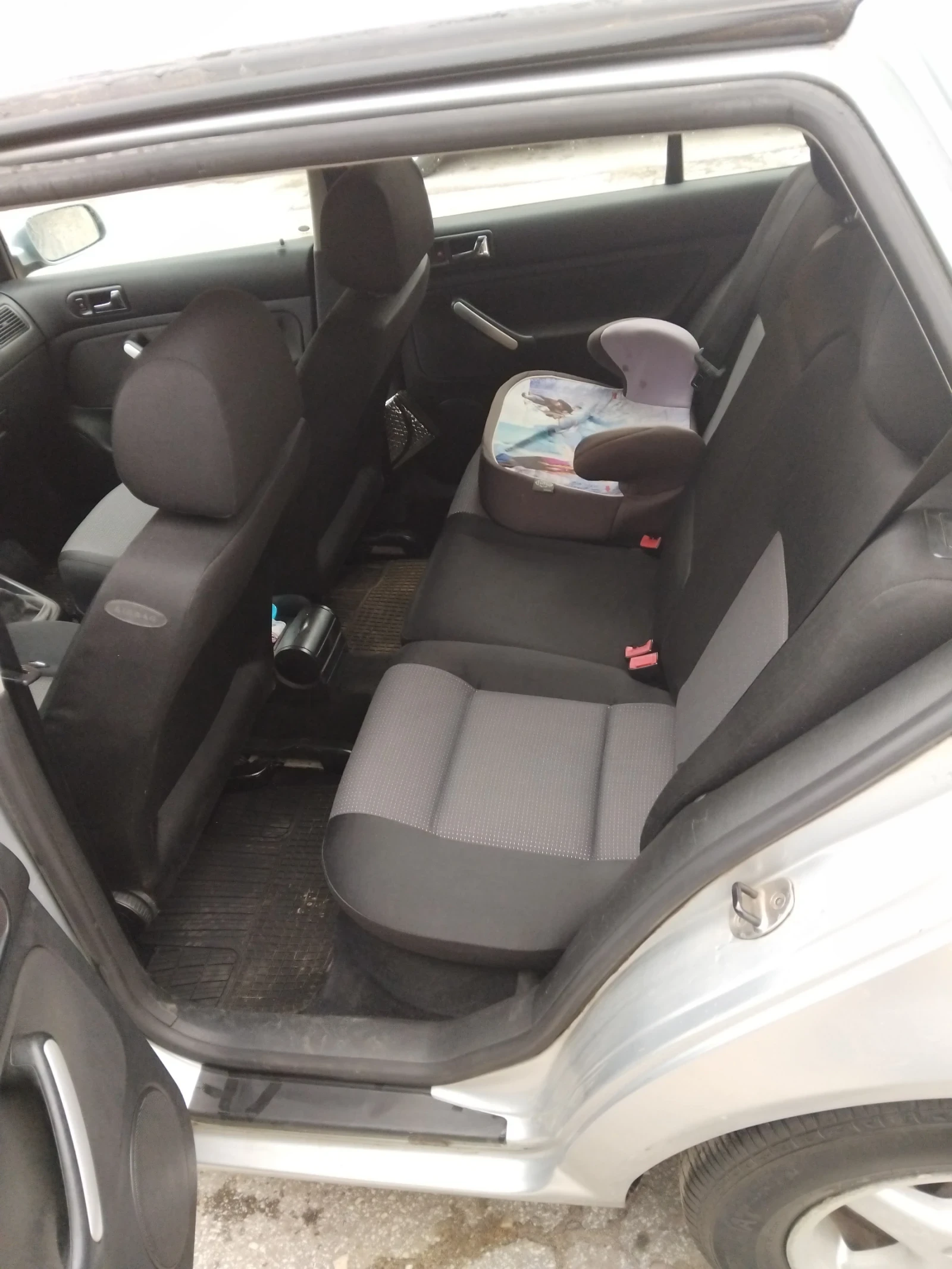 VW Golf 1.9tdi 101hp, снимка 6 - Автомобили и джипове - 55729711