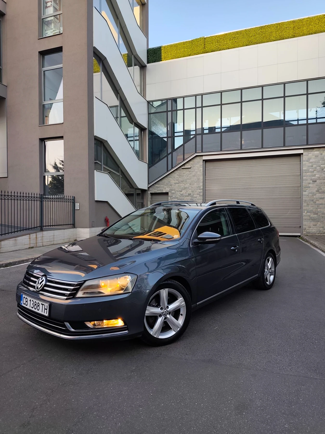 VW Passat 2.0TDI DSG Педгрев Кожа ПЕРФЕКТНО!!!, снимка 3 - Автомобили и джипове - 55747457