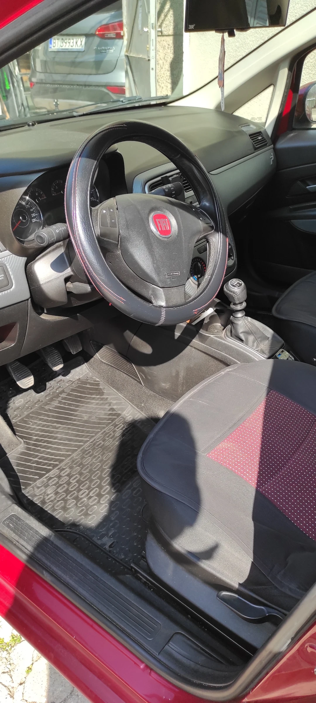 Fiat Punto 1.4, снимка 6 - Автомобили и джипове - 55772446