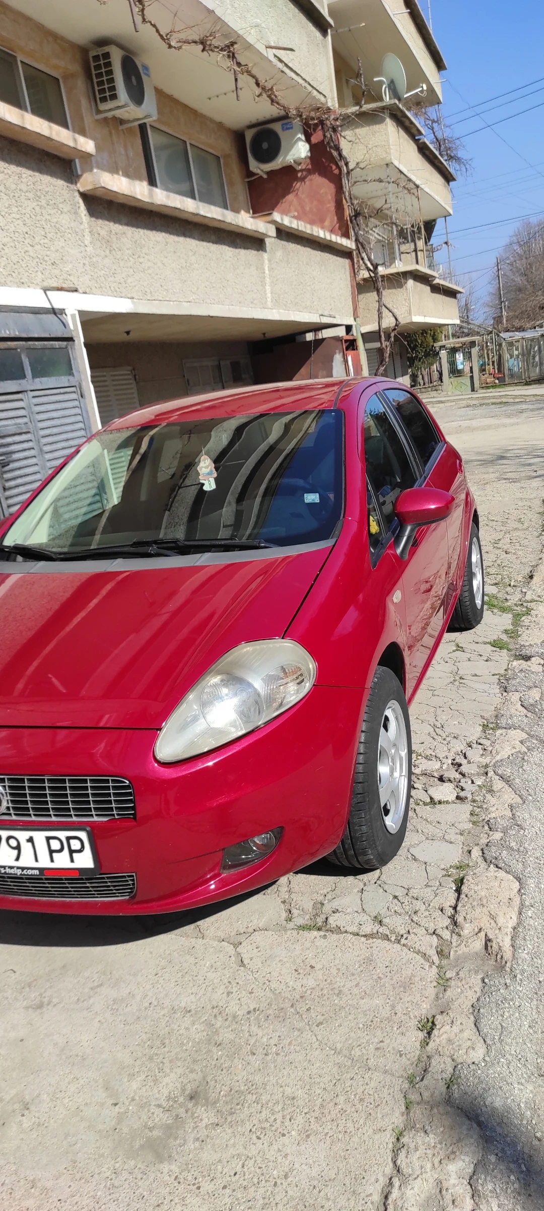 Fiat Punto 1.4, снимка 2 - Автомобили и джипове - 55772446