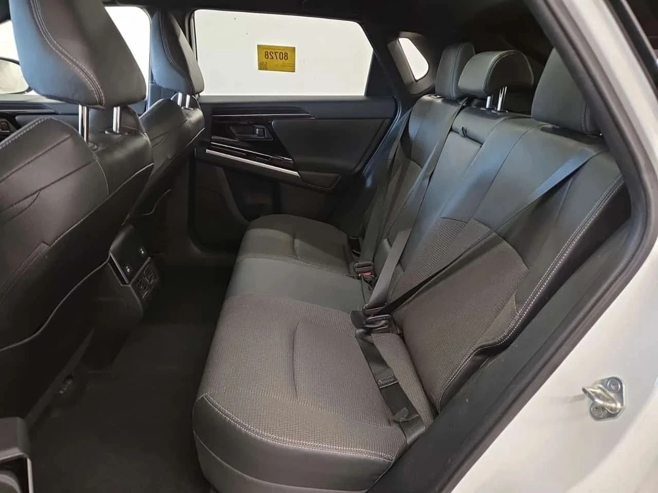 Toyota bZ4X, снимка 11 - Автомобили и джипове - 56697164