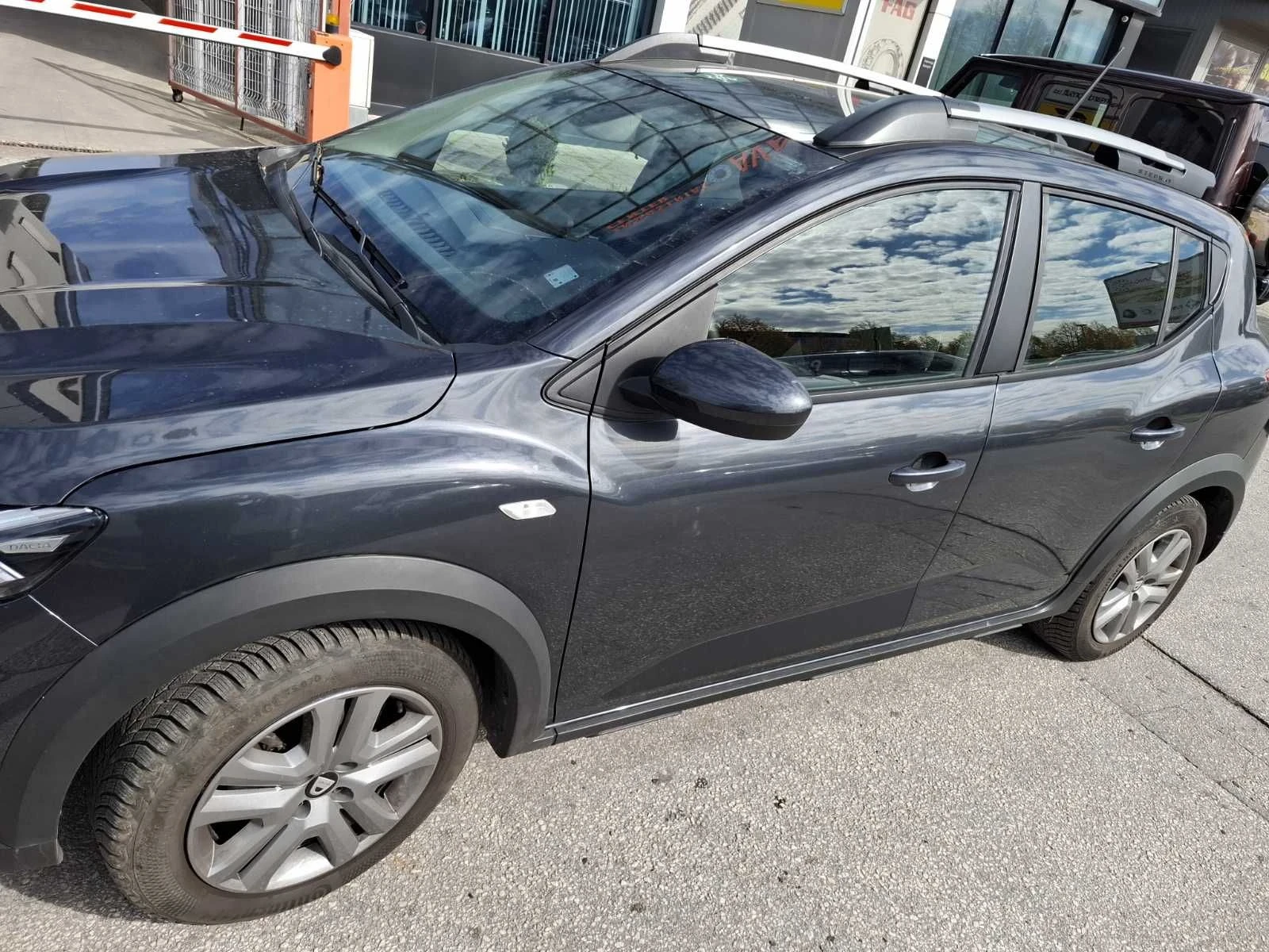 Dacia Sandero STEPWAY / LPG, снимка 4 - Автомобили и джипове - 56731386