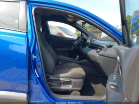 Toyota C-HR LE - 23500 лв. / 12015.36 € - 64179861 5