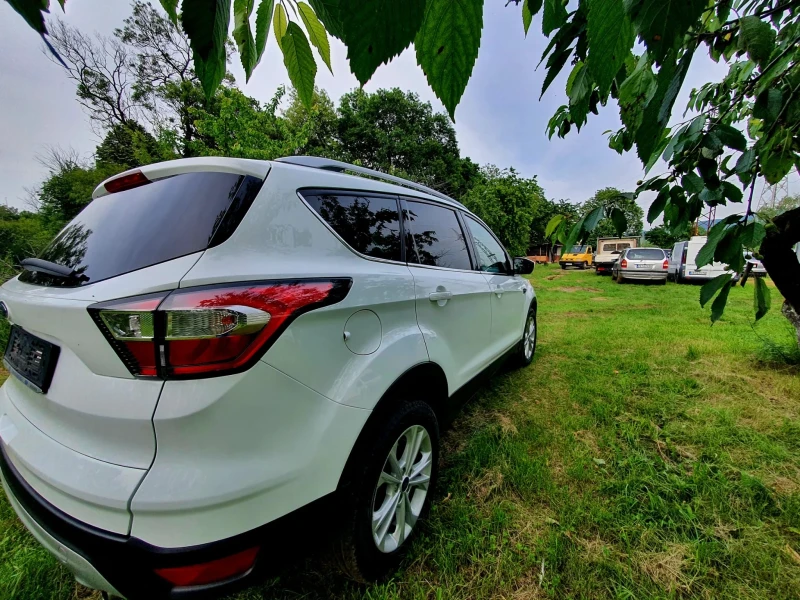 Ford Kuga 2.0D Avtomat 2018g, снимка 10 - Автомобили и джипове - 47078154