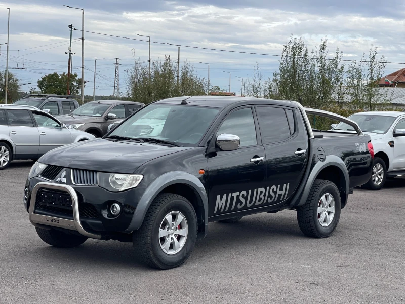 Mitsubishi L200 2.5TDi 4x4, снимка 2 - Автомобили и джипове - 47530261