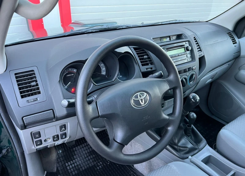 Toyota Hilux 2.5D KLIMATIK HARD TOP 4Х4 ЛИЗИНГ!!!, снимка 13 - Автомобили и джипове - 48144207