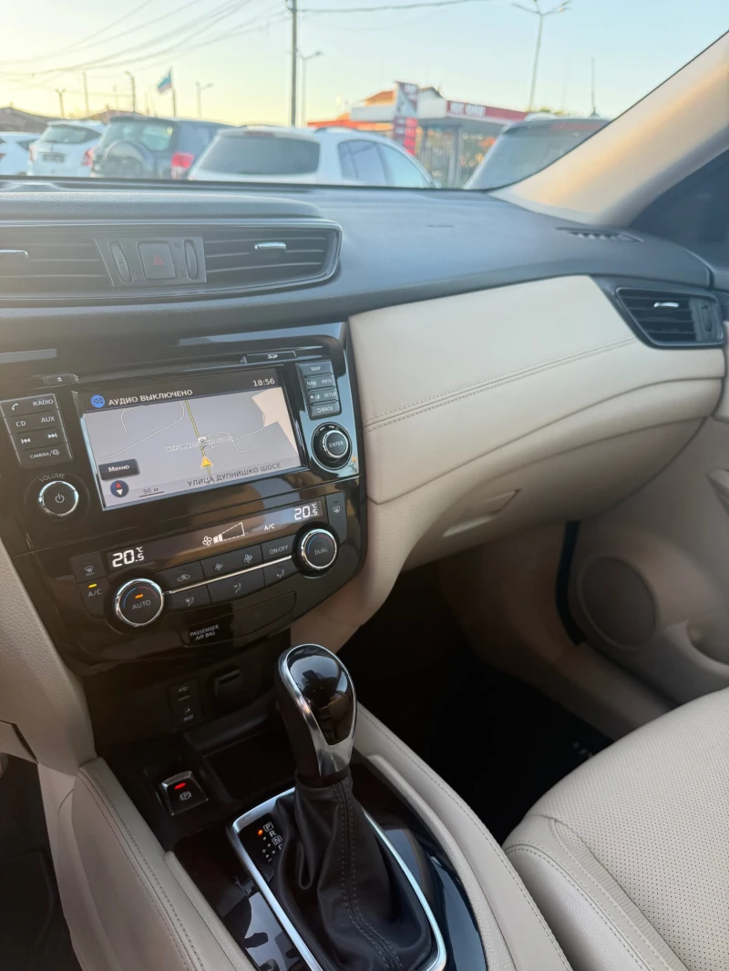 Nissan X-trail 2.4, 177hp, 7места, снимка 10 - Автомобили и джипове - 51852280