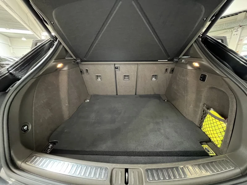 Porsche Macan 3.0TDI/265HP/PANORAMA/MEMORY/CAM/NAVI/114D, снимка 12 - Автомобили и джипове - 51906761