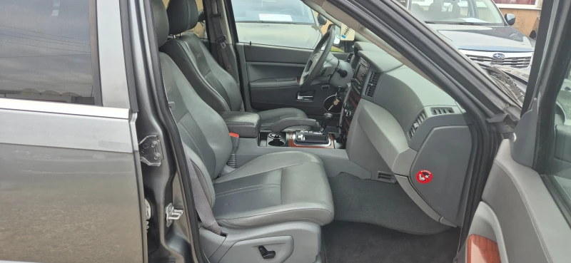 Jeep Grand cherokee 3.0CRD, снимка 16 - Автомобили и джипове - 52697270