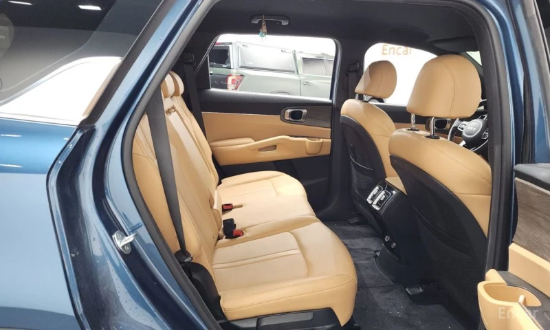 Kia Sorento, снимка 12 - Автомобили и джипове - 53098095