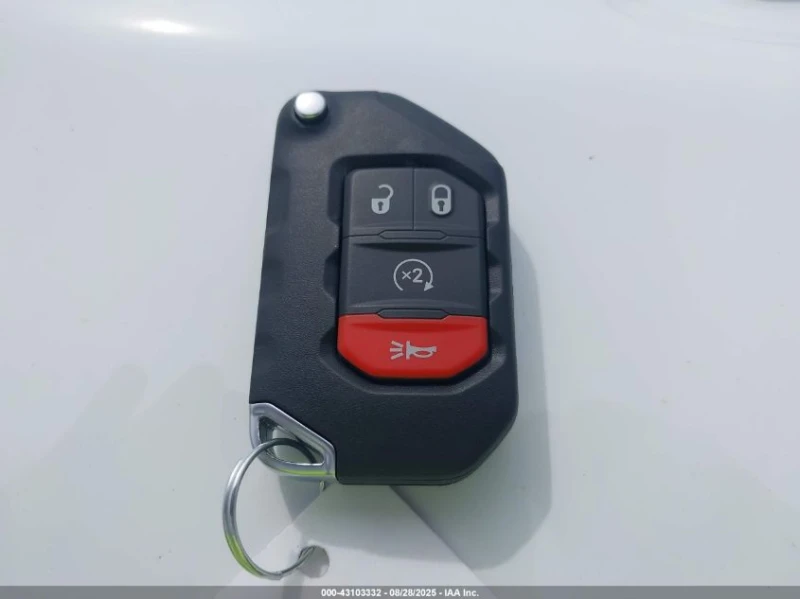 Jeep Wrangler 4Xe Sahara, снимка 11 - Автомобили и джипове - 53445991