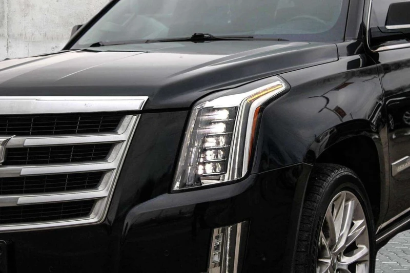 Cadillac Escalade * Premium Luxury * Фиксирана цена до БГ * CARFAX *, снимка 8 - Автомобили и джипове - 53458424