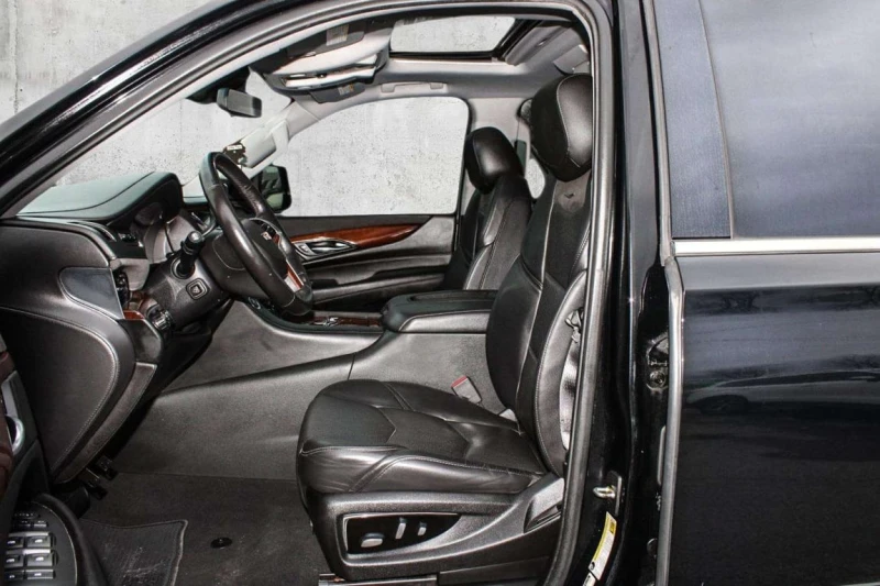 Cadillac Escalade * Premium Luxury * Фиксирана цена до БГ * CARFAX *, снимка 16 - Автомобили и джипове - 53458424