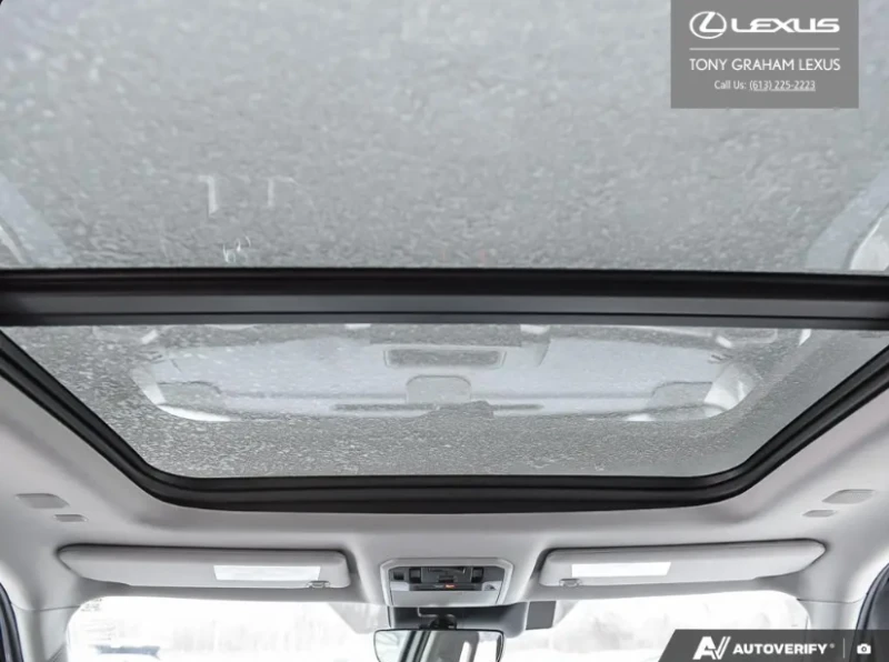 Toyota Sequoia RUNNING BOARDS* COOLED&HEATED SEATS* PANO, снимка 17 - Автомобили и джипове - 53574351