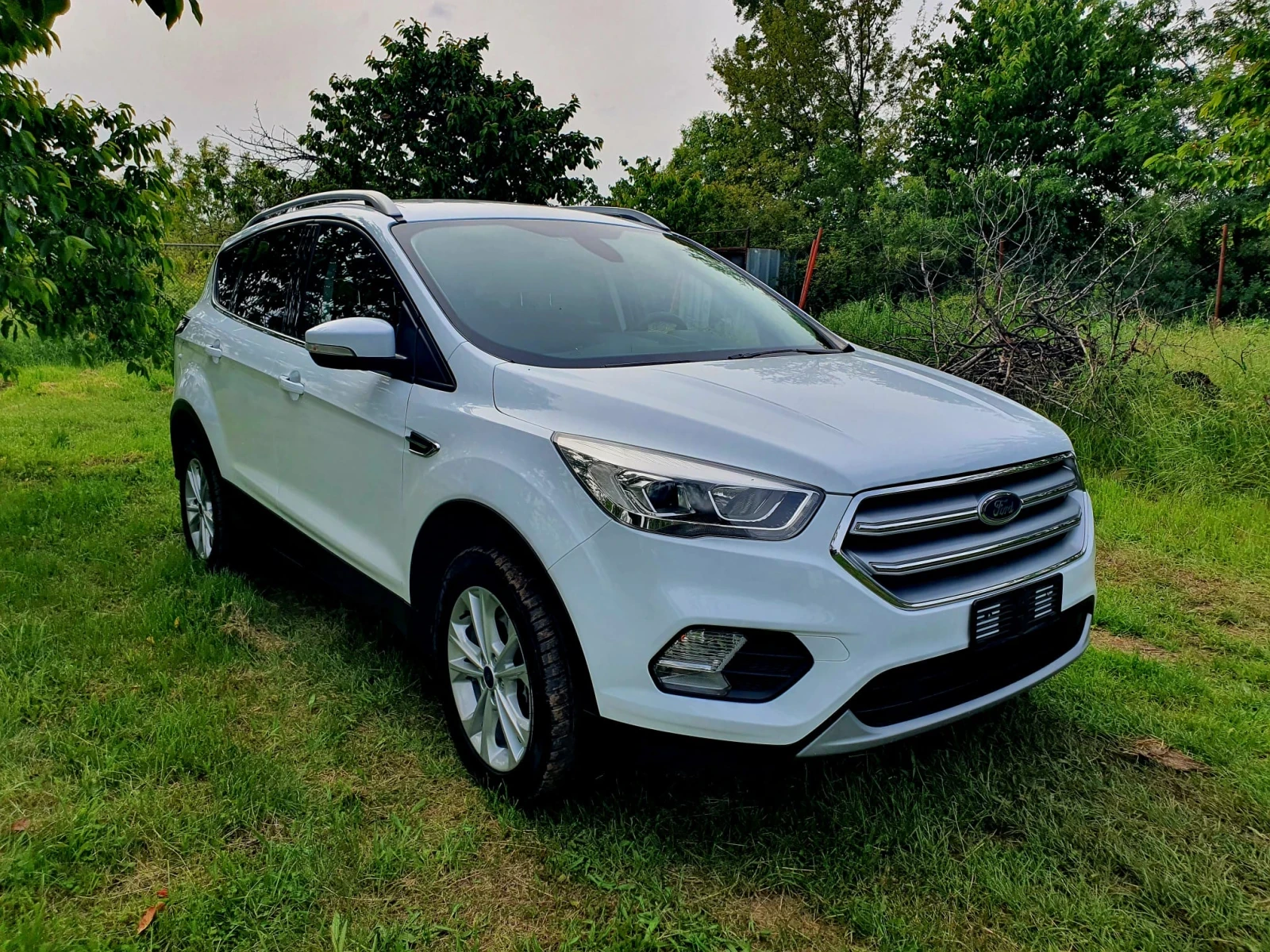 Ford Kuga 2.0D Avtomat 2018g - изображение 3