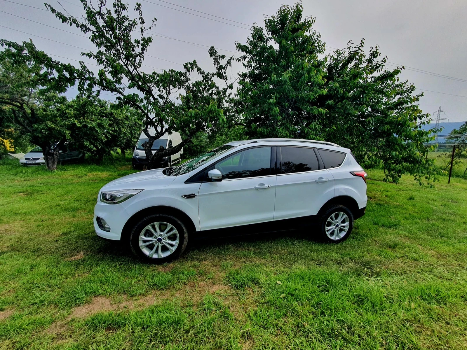 Ford Kuga 2.0D Avtomat 2018g - изображение 4