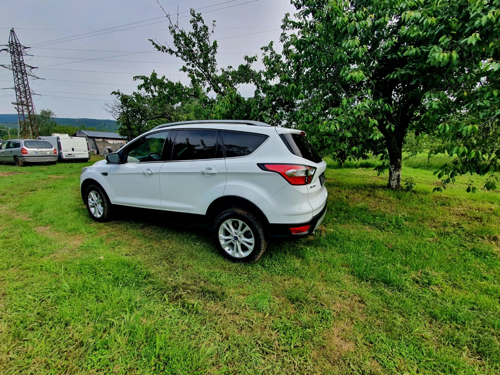 Ford Kuga 2.0D Avtomat 2018g - изображение 6