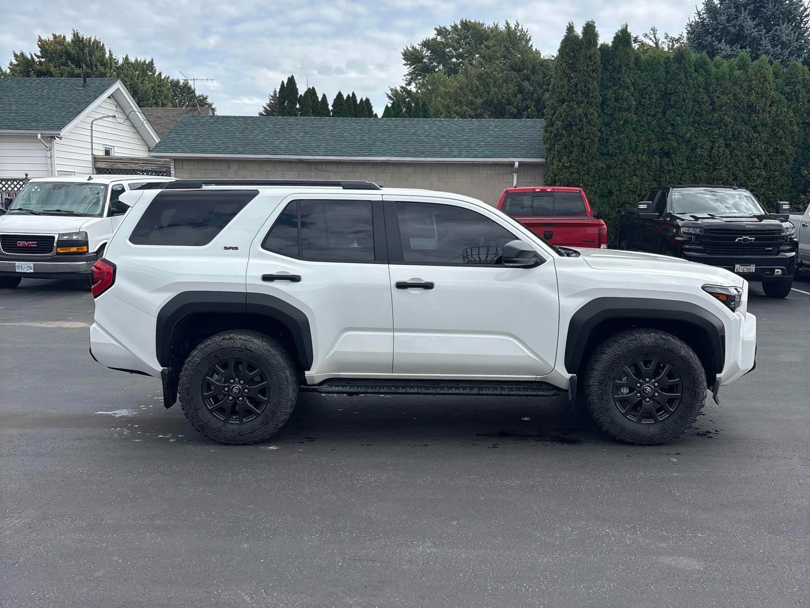 Toyota 4runner AWD CARFAX АВТО КРЕДИТ  - изображение 2