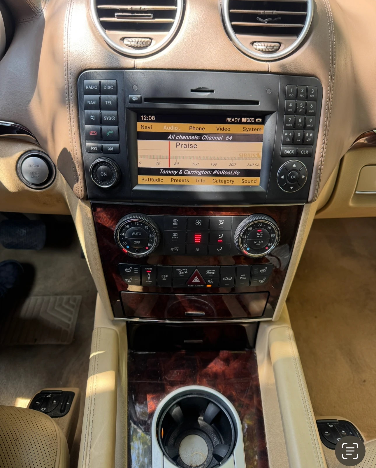 Mercedes-Benz GL 500 7МЕСТА* ОБДУХ* HARMAN* TV* KEYLESS* NAVI* ПАМЕТ - изображение 10