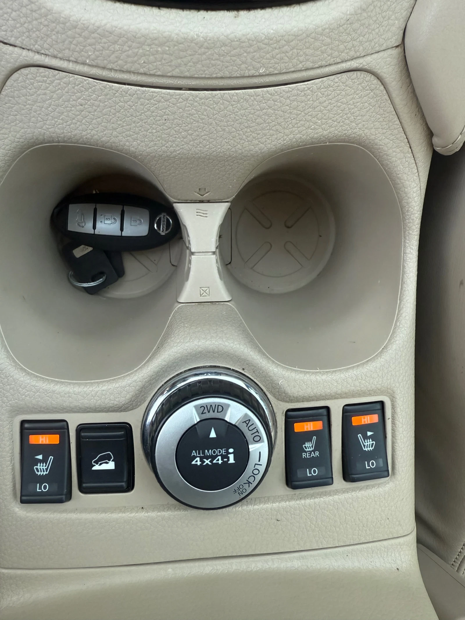 Nissan X-trail 2.4, 177hp, 7места - изображение 9