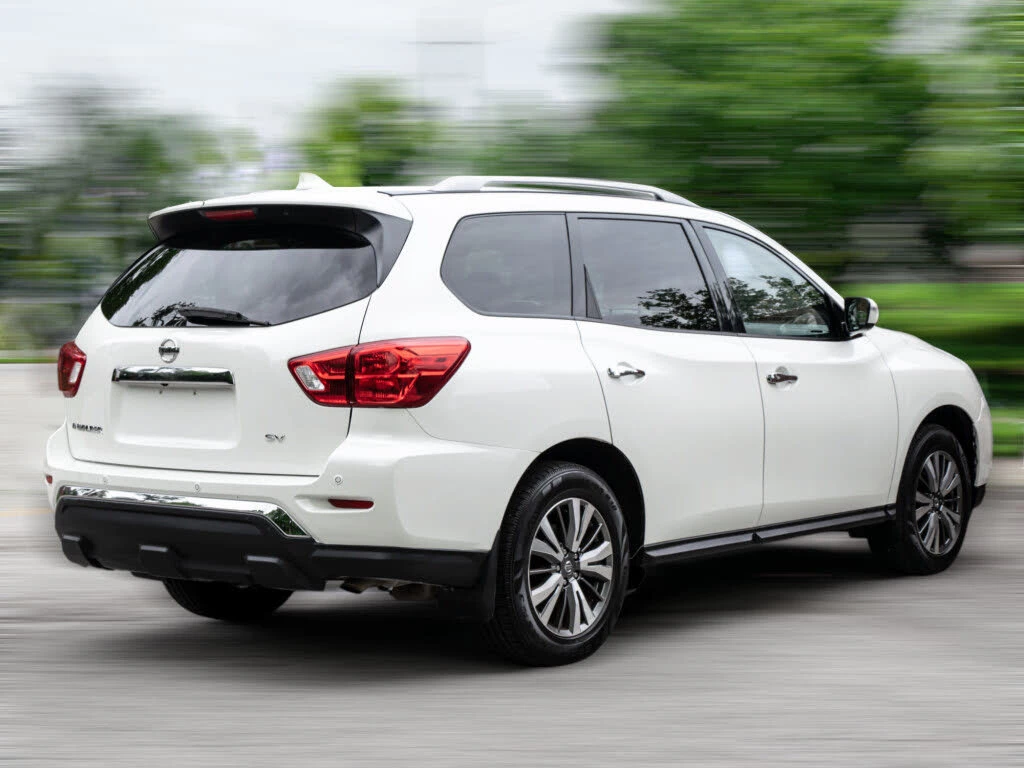 Nissan Pathfinder SV Tech* 4WD* AвтоКредит* (ЦЕНА ДО БГ) - изображение 5